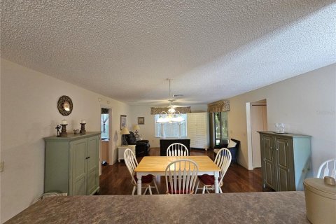 Villa ou maison à louer à The Villages, Floride: 2 chambres, 102.19 m2 № 2306777 - photo 5