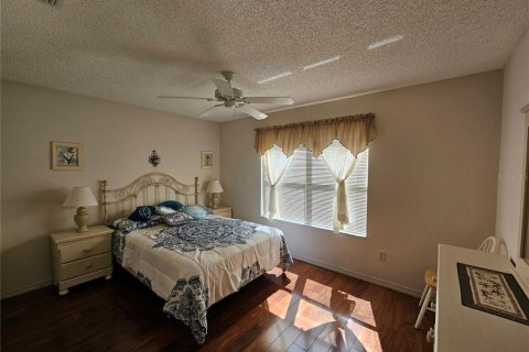 Villa ou maison à louer à The Villages, Floride: 2 chambres, 102.19 m2 № 2306777 - photo 12