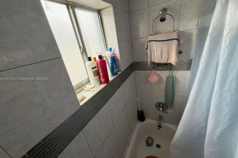 Condominio en venta en Riviera Beach, Florida, 2 dormitorios, 68.19 m2 № 1966175 - foto 9