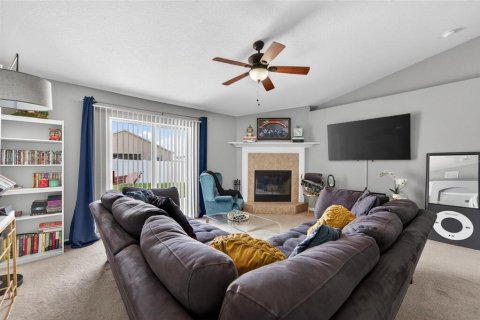 House in Lakeland, Florida 3 bedrooms, 135.27 sq.m. № 2197049 - photo 8