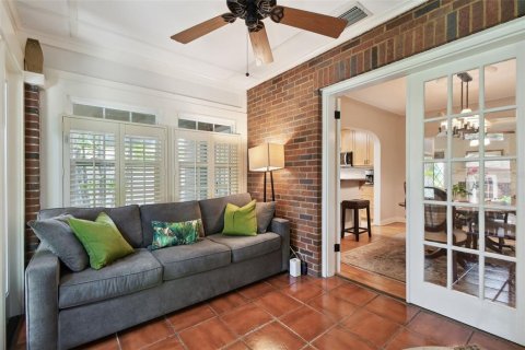 Casa en venta en Saint Petersburg, Florida, 3 dormitorios, 163.42 m2 № 1826328 - foto 25