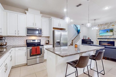 Villa ou maison à vendre à Kissimmee, Floride: 3 chambres, 196.95 m2 № 2097304 - photo 11