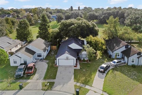 Villa ou maison à Apopka, Floride 3 chambres, 124.49 m2 № 2100663