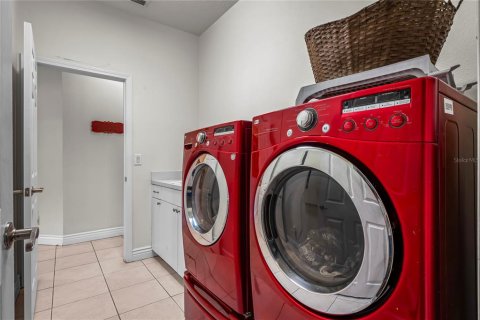 Casa en venta en Tampa, Florida, 4 dormitorios, 286.7 m2 № 1786860 - foto 13