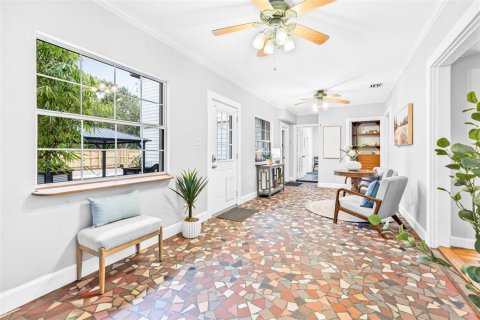 Villa ou maison à louer à Saint Petersburg, Floride: 8 chambres, 416.67 m2 № 1910824 - photo 28