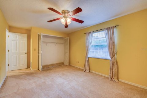 House in Seminole, Florida 3 bedrooms, 183.67 sq.m. № 1650200 - photo 19