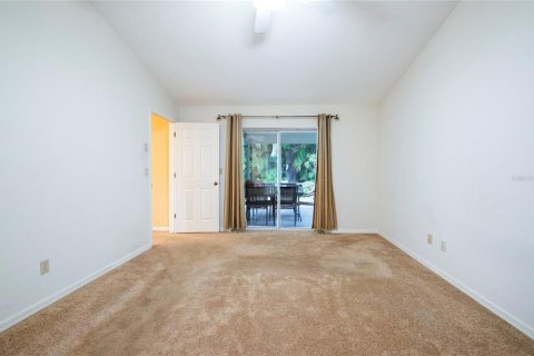House in Seminole, Florida 3 bedrooms, 183.67 sq.m. № 1650200 - photo 15