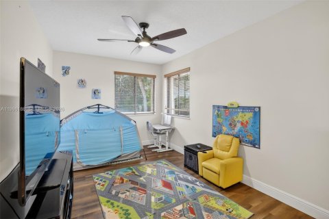 House in Plantation, Florida 4 bedrooms, 203.08 sq.m. № 2059111 - photo 27