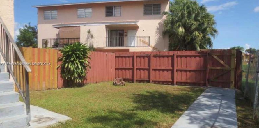Condo à Miami, Floride, 2 chambres  № 1878614