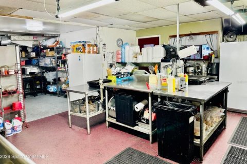 Commercial property in Cocoa, Florida 111.48 sq.m. № 2213378 - photo 16