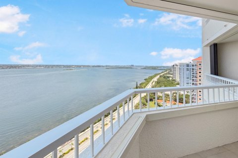 Copropriété à louer à Riviera Beach, Floride: 2 chambres, 167.6 m2 № 2240548 - photo 10