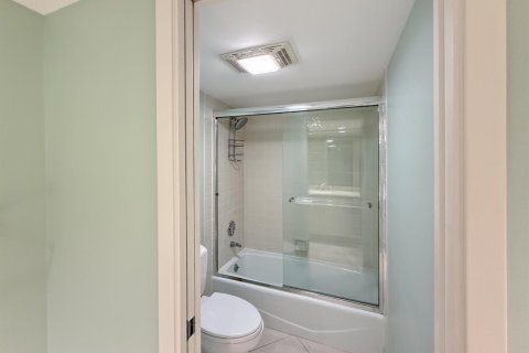 Copropriété à louer à Riviera Beach, Floride: 2 chambres, 167.6 m2 № 2240548 - photo 21