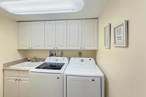 Copropriété à louer à Riviera Beach, Floride: 2 chambres, 167.6 m2 № 2240548 - photo 22