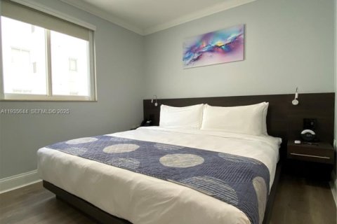 Apartment in Sweetwater, Florida 2 bedrooms № 1994286 - photo 22