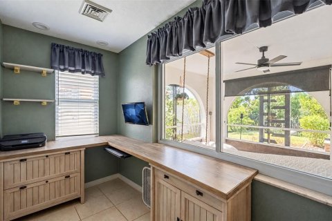 Villa ou maison à vendre à Punta Gorda, Floride: 3 chambres, 194.17 m2 № 2429658 - photo 15