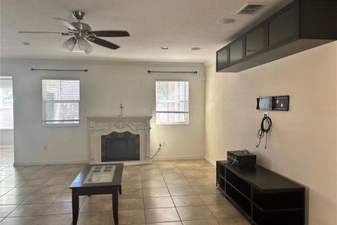Villa ou maison à louer à Kissimmee, Floride: 4 chambres, 249.35 m2 № 1522289 - photo 6