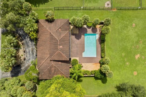 Terreno en venta en Miami, Florida № 1938498 - foto 21