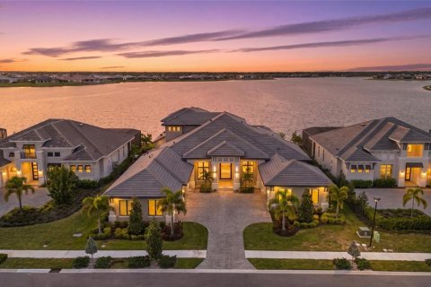 Casa en Sarasota, Florida 5 dormitorios, 555.83 m2 № 2418512