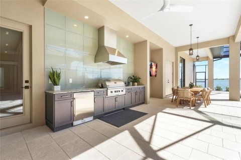 Villa ou maison à vendre à Sarasota, Floride: 5 chambres, 555.83 m2 № 2418512 - photo 18