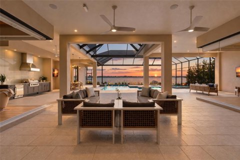 Villa ou maison à vendre à Sarasota, Floride: 5 chambres, 555.83 m2 № 2418512 - photo 2