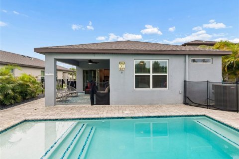 House in Parrish, Florida 4 bedrooms, 146.79 sq.m. № 2196027 - photo 25