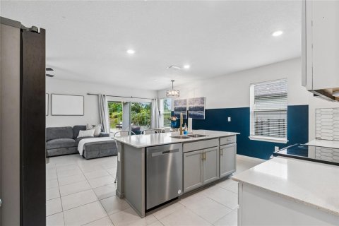 House in Parrish, Florida 4 bedrooms, 146.79 sq.m. № 2196027 - photo 12