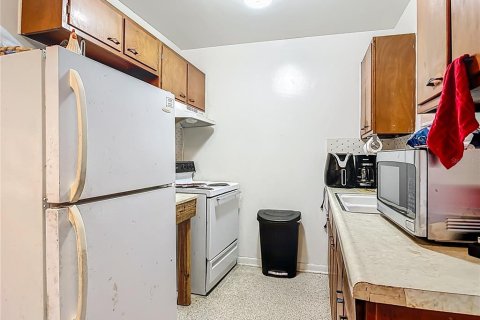 Casa en venta en Deltona, Florida, 2 dormitorios, 68.84 m2 № 1843894 - foto 13