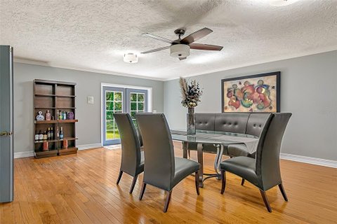 House in Altamonte Springs, Florida 5 bedrooms, 531.68 sq.m. № 1300973 - photo 9