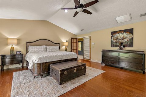 House in Altamonte Springs, Florida 5 bedrooms, 531.68 sq.m. № 1300973 - photo 29