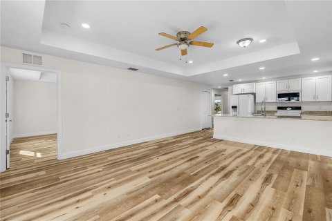 Propiedad comercial en venta en Punta Gorda, Florida, 6 dormitorios, 232.26 m2 № 2118706 - foto 14