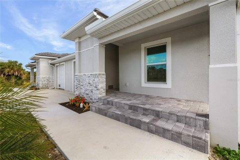 Propiedad comercial en venta en Punta Gorda, Florida, 6 dormitorios, 232.26 m2 № 2118706 - foto 22