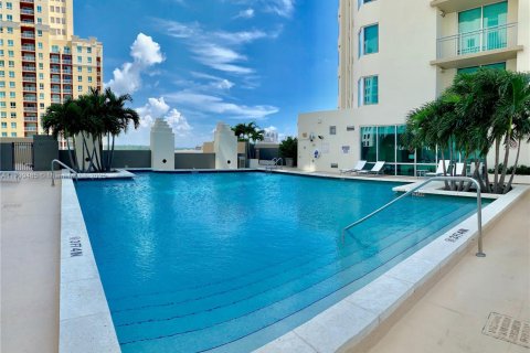 Condominio en venta en Miami, Florida, 1 dormitorio, 61.04 m2 № 1888897 - foto 16