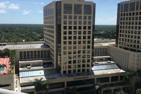 Condominio en venta en Miami, Florida, 1 dormitorio, 61.04 m2 № 1888897 - foto 12