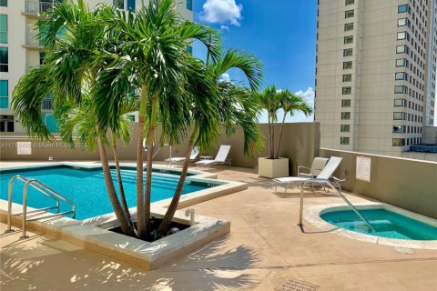 Condominio en venta en Miami, Florida, 1 dormitorio, 61.04 m2 № 1888897 - foto 14
