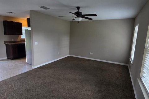 Villa ou maison à louer à Ocala, Floride: 3 chambres, 100.98 m2 № 2431027 - photo 16