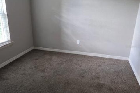 Villa ou maison à louer à Ocala, Floride: 3 chambres, 100.98 m2 № 2431027 - photo 5