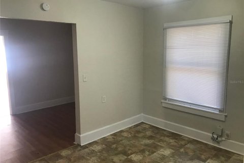 Villa ou maison à louer à Saint Petersburg, Floride: 2 chambres, 97.73 m2 № 1823964 - photo 9
