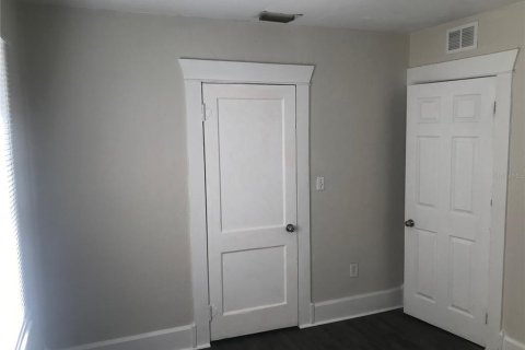 Villa ou maison à louer à Saint Petersburg, Floride: 2 chambres, 97.73 m2 № 1823964 - photo 17