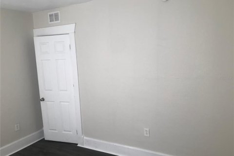 Villa ou maison à louer à Saint Petersburg, Floride: 2 chambres, 97.73 m2 № 1823964 - photo 18