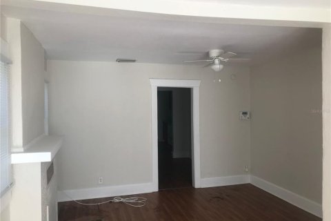 Villa ou maison à louer à Saint Petersburg, Floride: 2 chambres, 97.73 m2 № 1823964 - photo 5