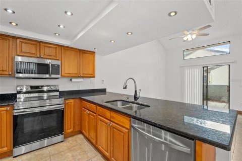Touwnhouse à vendre à Clearwater, Floride: 2 chambres, 113.15 m2 № 1876587 - photo 21
