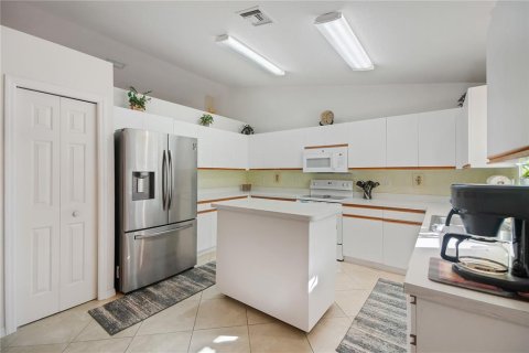 Villa ou maison à vendre à Fruitland Park, Floride: 3 chambres, 170.38 m2 № 2419566 - photo 30