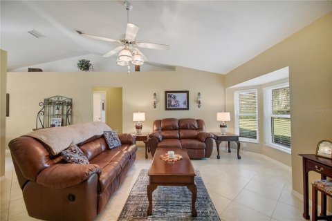 Villa ou maison à vendre à Fruitland Park, Floride: 3 chambres, 170.38 m2 № 2419566 - photo 14