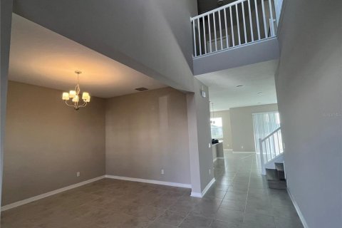 Villa ou maison à louer à Wesley Chapel, Floride: 5 chambres, 305.83 m2 № 1909360 - photo 6