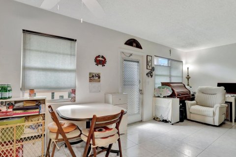 Condo in Deerfield Beach, Florida, 2 bedrooms № 2253867