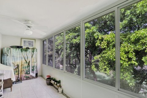 Condo in Deerfield Beach, Florida, 2 bedrooms № 2253867 - photo 19