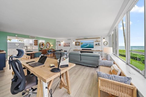 Copropriété à vendre à Longboat Key, Floride: 2 chambres, 138.61 m2 № 2406508 - photo 12