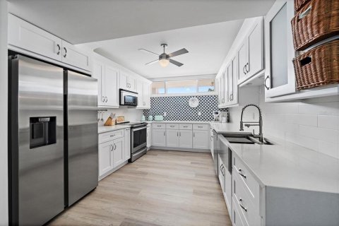 Copropriété à vendre à Longboat Key, Floride: 2 chambres, 138.61 m2 № 2406508 - photo 18