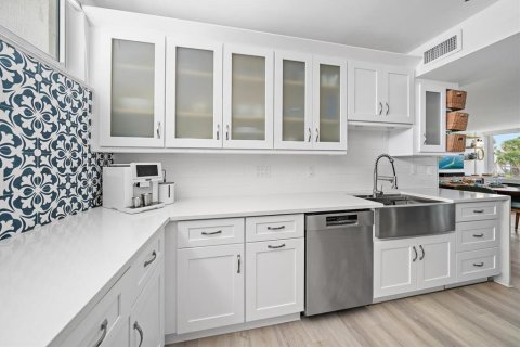Copropriété à vendre à Longboat Key, Floride: 2 chambres, 138.61 m2 № 2406508 - photo 22