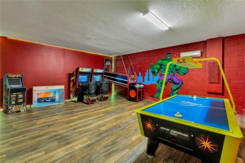 Купить виллу или дом в Киссимми, Флорида 13 комнат, 439.43м2, № 2156653 - фото 3